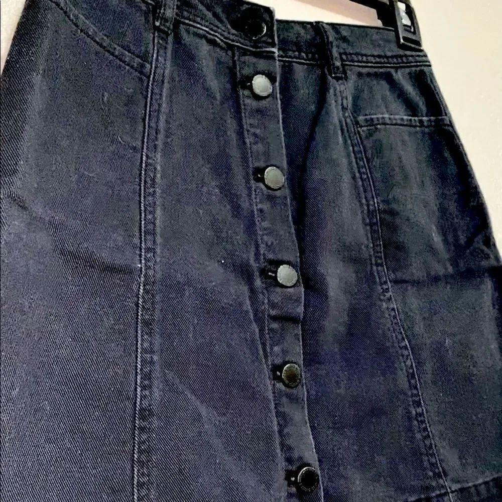 Black Button Down Skirt (2) Divided
